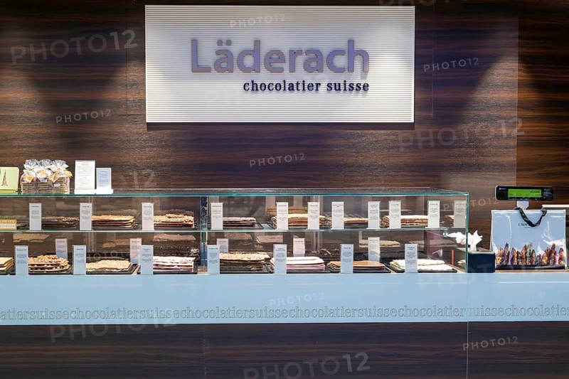 Läderach chocolate shelf