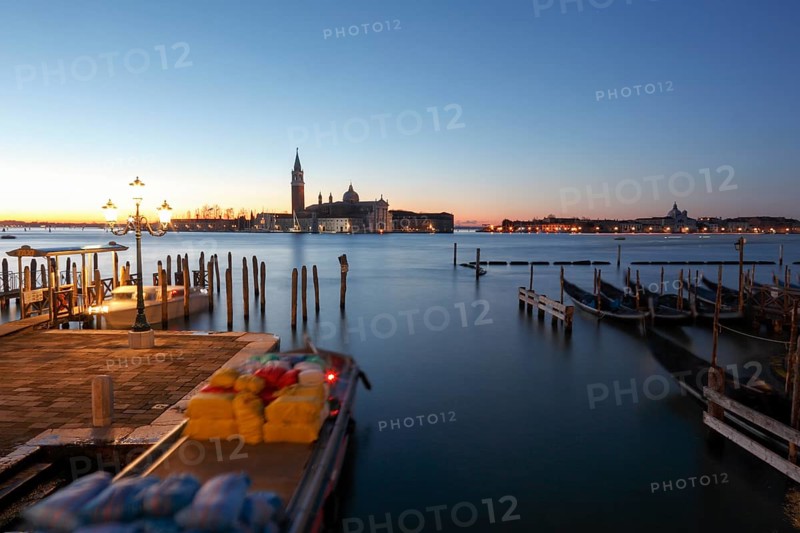 View from the Ponte della Paglia to the Isola di San Giorgio with San Giorgio Maggiore, Venice, Veneto, Italy