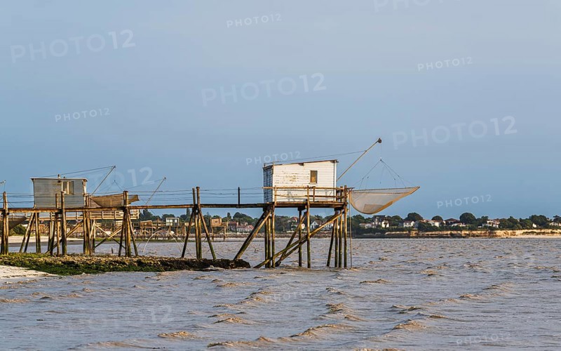 Fishing huts over Randonnee entre Histoire et Nature from a drone, Fouras, Fouras-les-Bains, Charente-Maritime, Nouvelle-Aquitaine, France