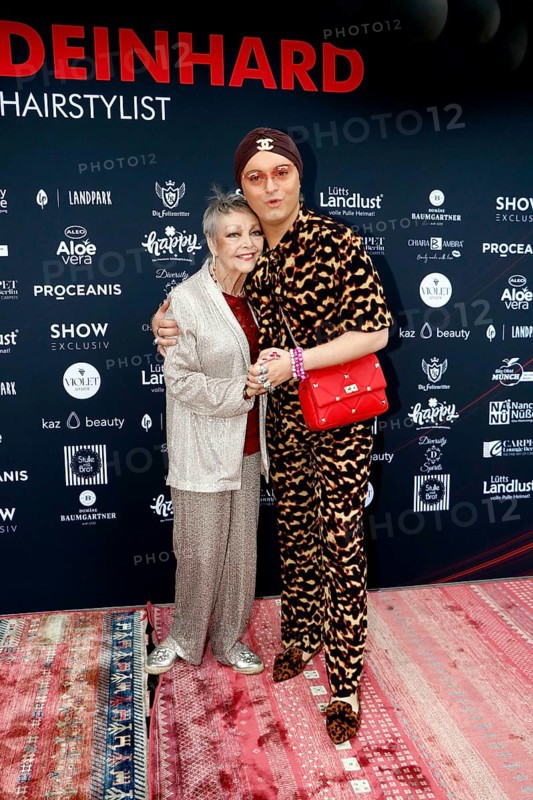 Barbara Schöne and Julian F. M. Stöckel at the VIP opening of the new Deinhard Salon Am Mühlanger 3, Berlin, 28 June 2025
