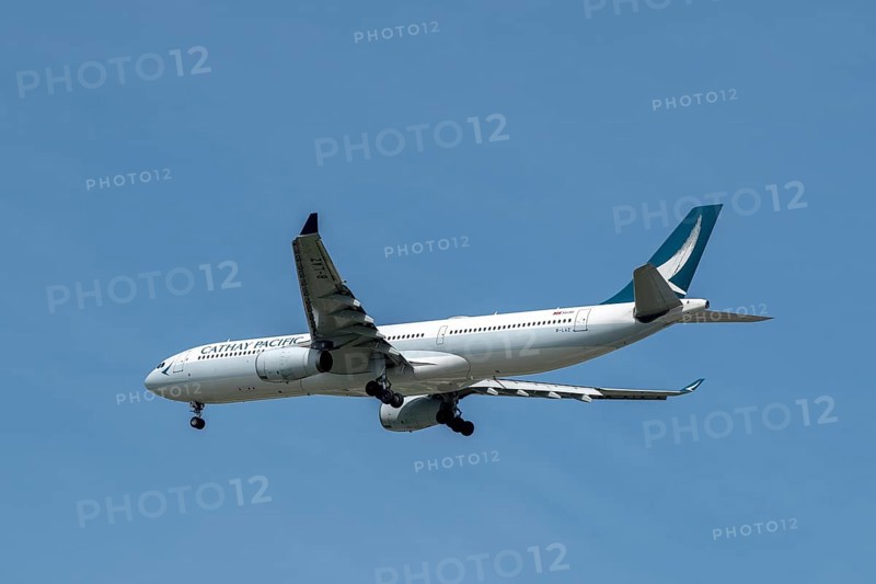Aircraft Cathay Pacific, B-LAZ, Airbus A330-300
