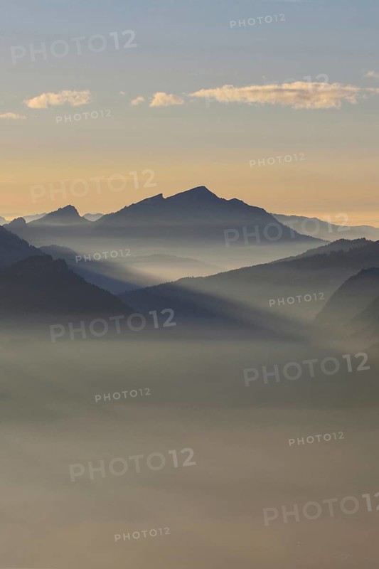 Grazing light in the mountains... Alpine panorama, Alpine peaks and mountain ranges in the Bavarian Alps in late light with low sun, romantic view from Oberstdorf towards Kleinwalsertal, local nature, Bavaria, Allgäu, Allgäu Alps, Bavarian Alps, Germany, Western Europe