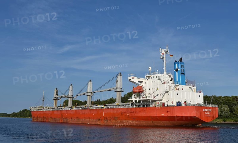 Cargo ship GLORIEUSE travelling through the Kiel Canal, NOK, Kielkanal, Kiel Canal, Schleswig-Holstein, Germany