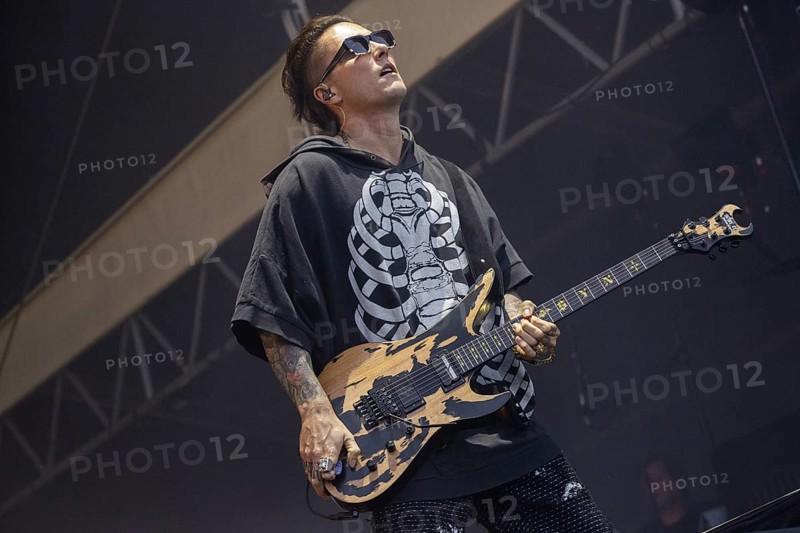 Synyster Gates (Brian Elwin Haner Jr.), guitarist, Avenged Sevenfold, progressive metal band, USA, live open air at the Citadel Music Festival, 21.06.2025, Zitadelle Spandau, Berlin, Germany < english> Avenged Sevenfold, progressive metal band, USA, live open air at the Citadel Music Festival, June 21, 2025, Spandau Citadel, Berlin, Germany