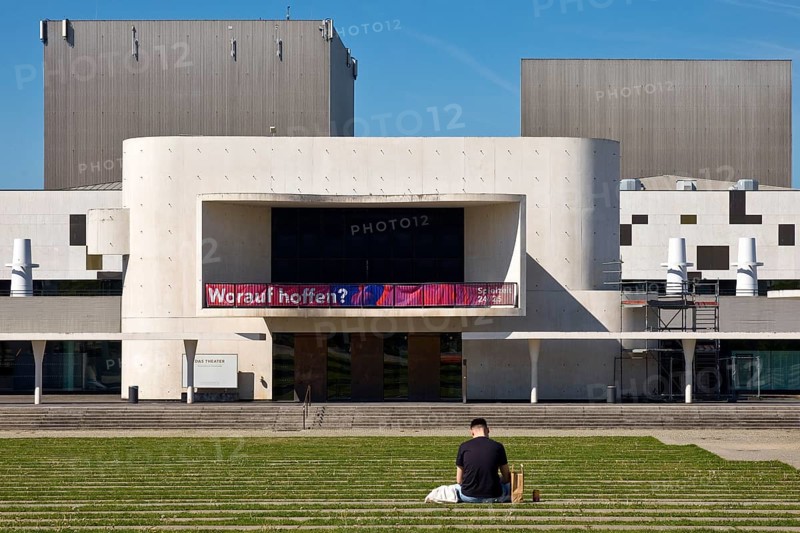Georg-Büchner-Platz, concrete strip and grass strip with state theatre, public square, Darmstadt, Hesse, Germany