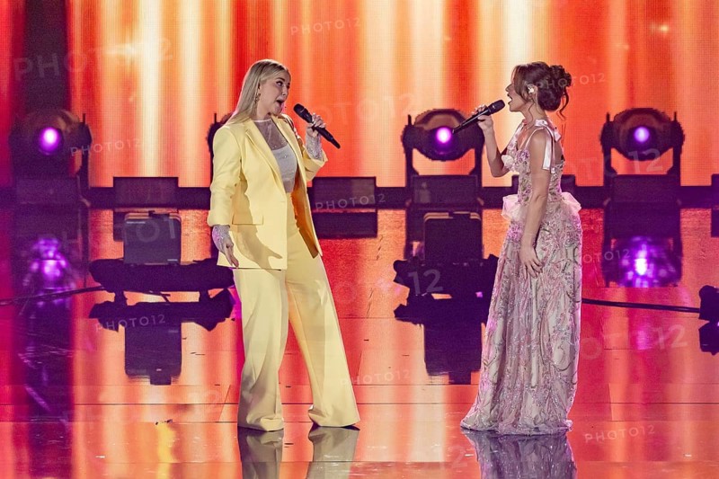 Sarah Engels and Beatrice Egli with the song Starke Mädchen at the Beatrice Egli Show in Studio Berlin Adlershof on 08.04.2025. The broadcast will take place on Easter Saturday, 19 April 2025, 20:15, on Ersten