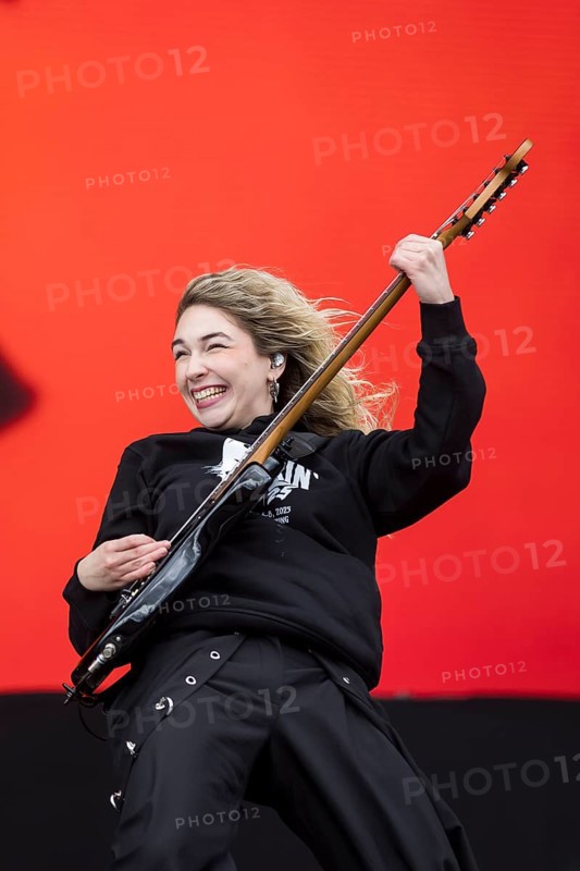 Daniela Villarreal Vélez, singer of The Warning at the Rock am Ring Festival on Sunday, Nürburgring race track race track, 08.06.2025