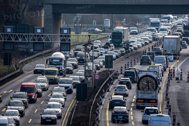 Traffic jam on the A43 motorway near Herne, left heading north, in front of the barrier system, the vehicles heavier than 3.5 t stops, traffic jam on the construction site towards Bochum, North Rhine-Westphalia, Germany