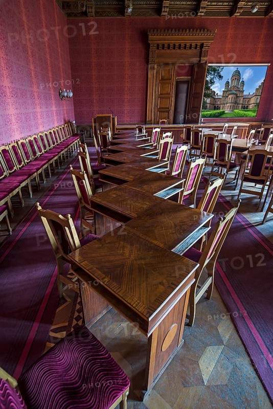Work tables in the lecture hall of the National Yuri Fedkovych University, founded in 1875, Czernowicz, Ukraine