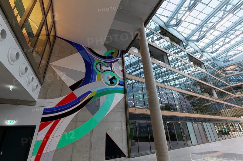 EUREF-Campus Düsseldorf, atrium with abstract mural, European Energy Forum for Climate Protection and Electric Mobility, Energiewende, Düsseldorf, North Rhine-Westphalia, Germany