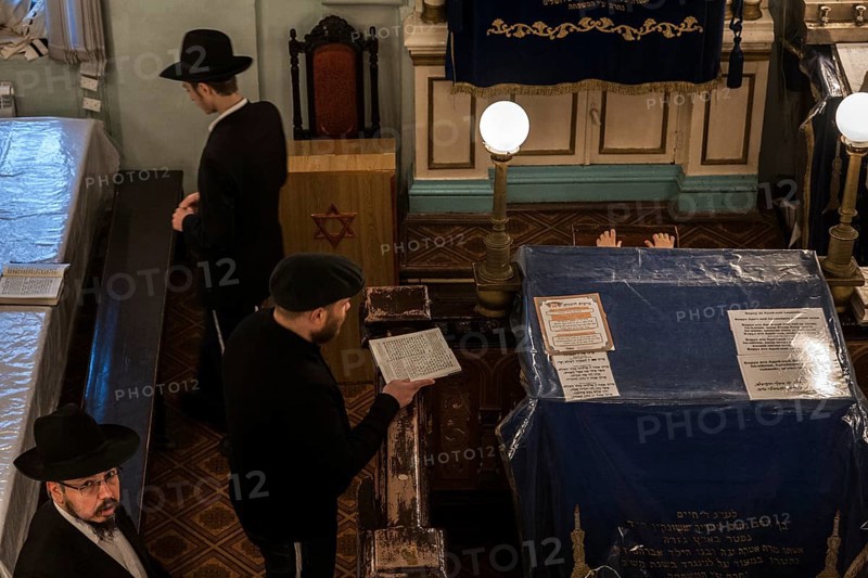 St Petersburg, Russia, Eastern Europe. Russian Jews at the Synagogue in the historic centre