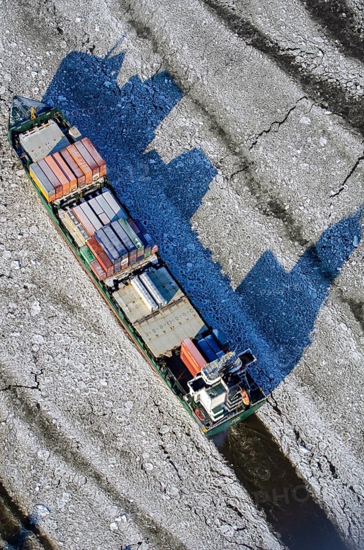 Germany, ship, container ship, commercial shipping, obstruction, freight connection, ice, ice, refrigeration, transport, logistics, sea route, plaice floes, shipping, chartering, freight, economy, aerial view, trade, aerial view, winter, season