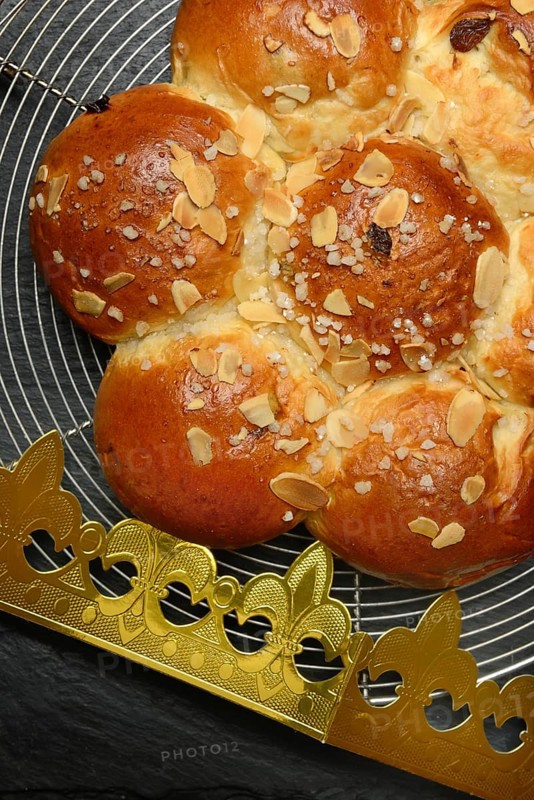 Epiphany cake with paper crown, Switzerland