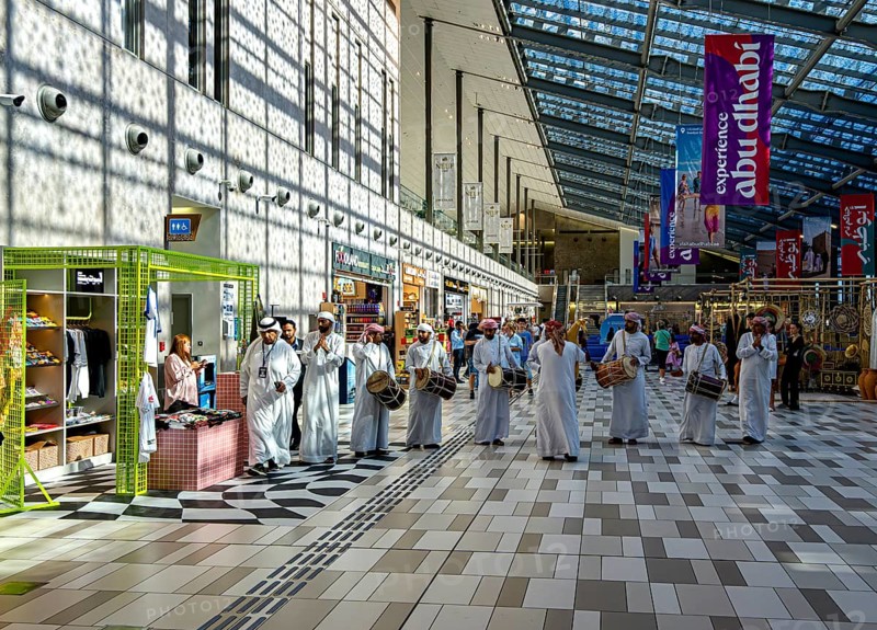 Typical national reception with orientalist music in the cruise terminal of Abu Dhabi, UAE, United Arab Emirates
