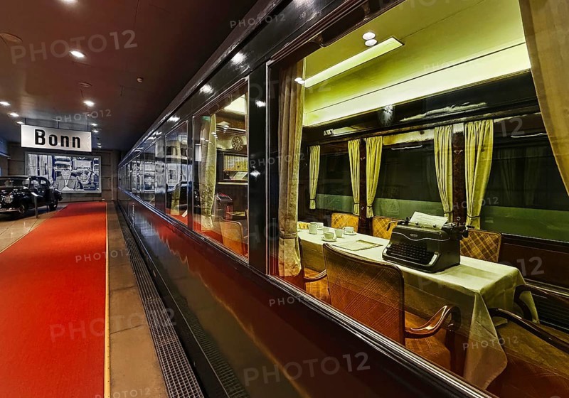View of Deutsche Reichsbahn salonwagen 10205 with Adenauer's Mercedes 300 in the background, House of History, Bonn, North Rhine-Westphalia, Germany