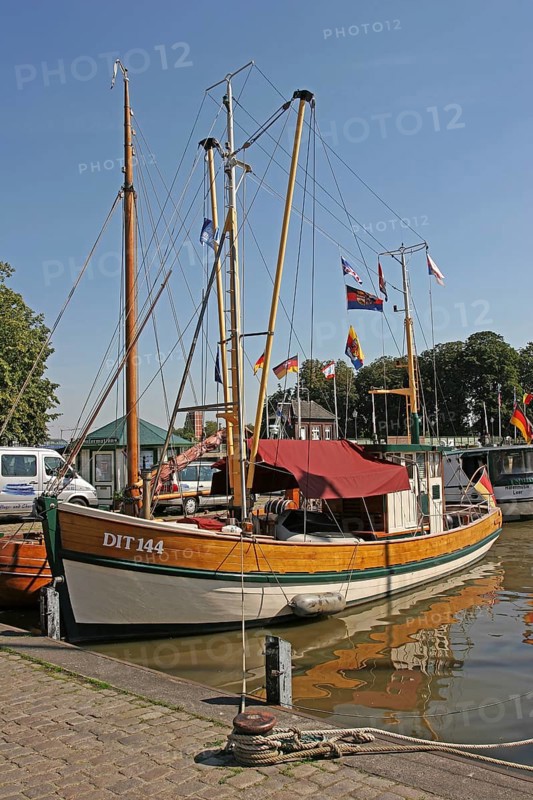 Crab cutter from Ditzum, Museumshafen, Leer, East Frisia, Germany