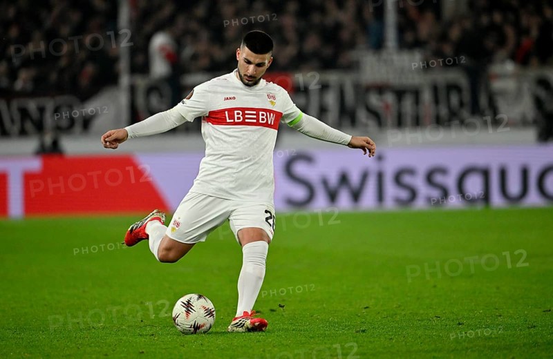 Deniz Undav VfB Stuttgart (26) Action on the ball Football, UEFA EUROPA LEAGUE, MHPArena, MHP Arena Stuttgart, Baden-Württemberg, Germany