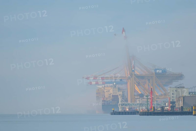 View of the river quay in Bremerhaven in fog, Bremen, Germany