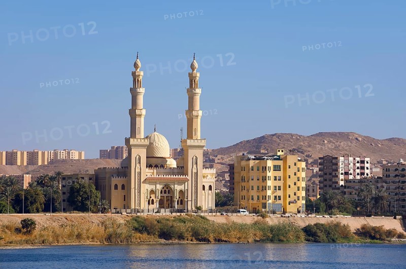 El Tabia Mosque on the banks of the Nile, Aswan, Egypt