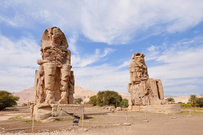 Colossi of Memnon, statues of King Amenhotep III, West Thebes, Luxor, Egypt