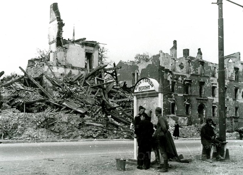Destroyed homes, civilians and Soviet soldiers, June 1945, Berlin, Germany