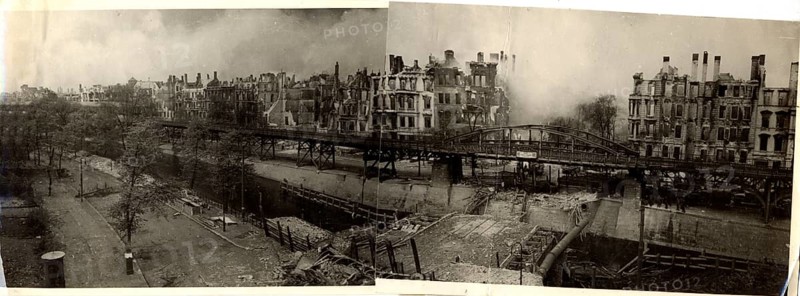 Destroyed residential buildings and S-Bahn tracks, on the Landwehr Canal, Hallesches Ufer, panorama, installation by J. Chaldej from two pictures, Kreuzberg, Berlin in April 1945