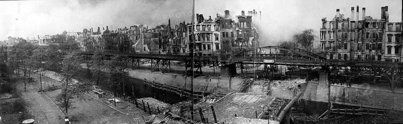 Destroyed residential buildings and S-Bahn tracks, on the Landwehr Canal, Hallesches Ufer, panorama, installation by J. Chaldej from two pictures, Kreuzberg, Berlin in April 1945