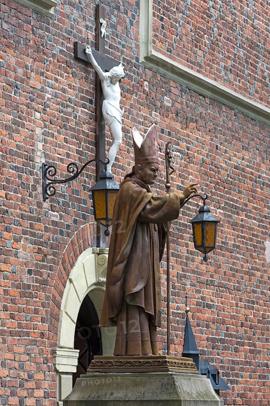 Statue of Pope John Paul II, 1920-1978, Drochobych, Ukraine