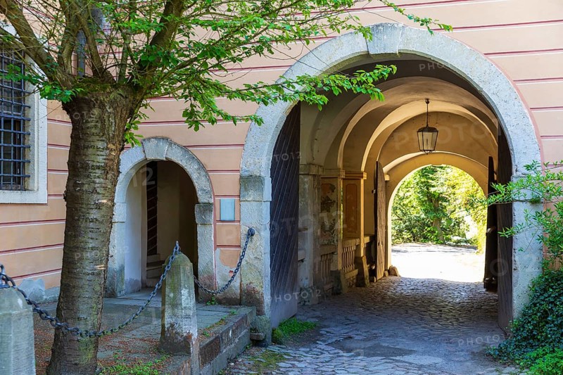 Gate crossing at Landschloss Zuschendorf, Pirna, Saxony, Germany