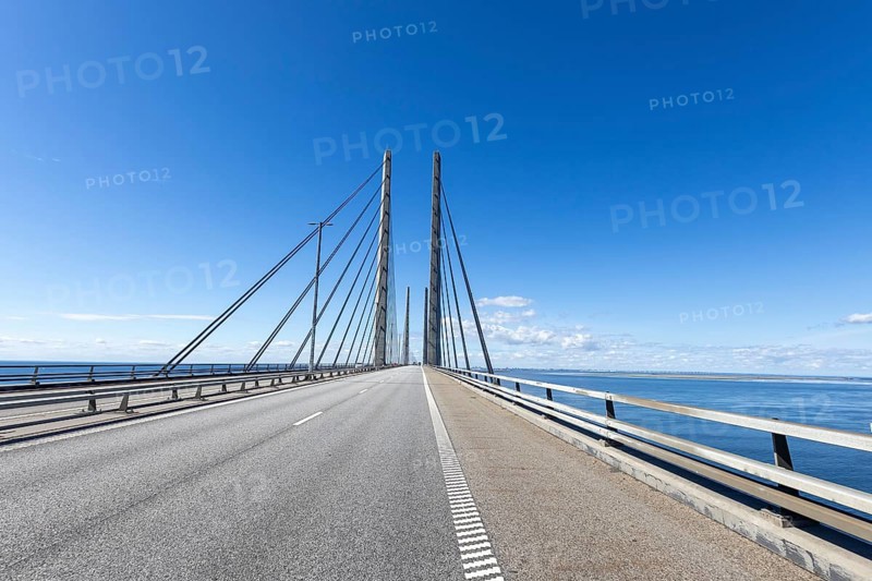 Roadway on the Öresund Bridge, Øresundsbrön, world's longest cable car bridge, connecting Copenhagen with Malmö, Denmark, Sweden