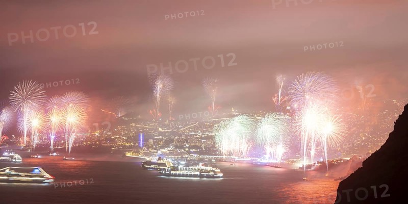 New Year's Eve fireworks, dusk, Atlantic Ocean, harbour with cruise ships, Funchal, Madeira, Portugal