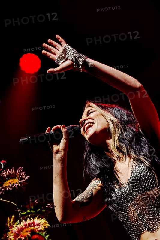 Charlotte Wessels from The Obsession live at Munich's Zenith on 17.01.2026