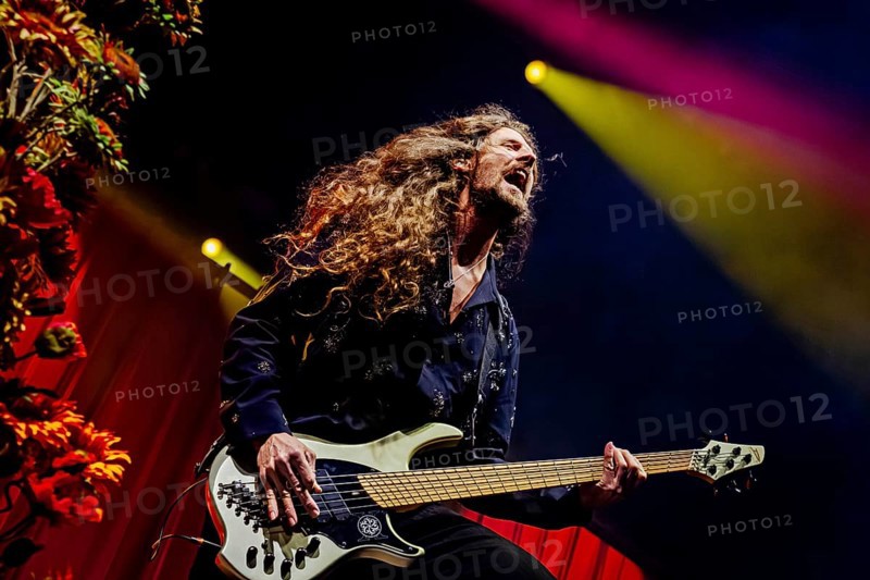 Guitarist from The Obsession live at Zenith in Munich on 17.01.2026