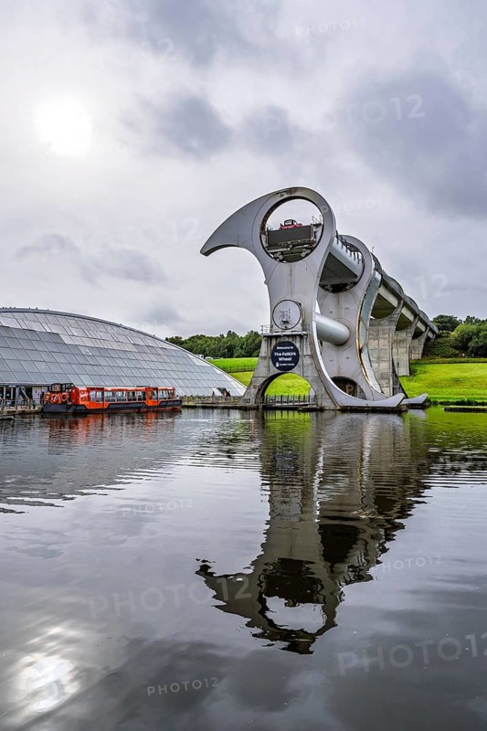 Falkirk Wheel, Forth and Clyde Canal, Falkirk, Scotland, UK