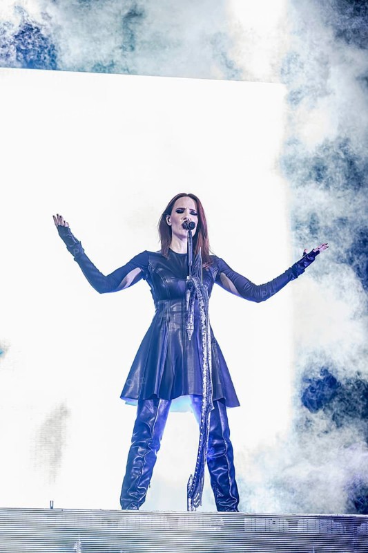 Simone Simons, singer of Epica, live on Arcane Dimensions Tour 2026 at Munich's Zenith on 17.01.2026
