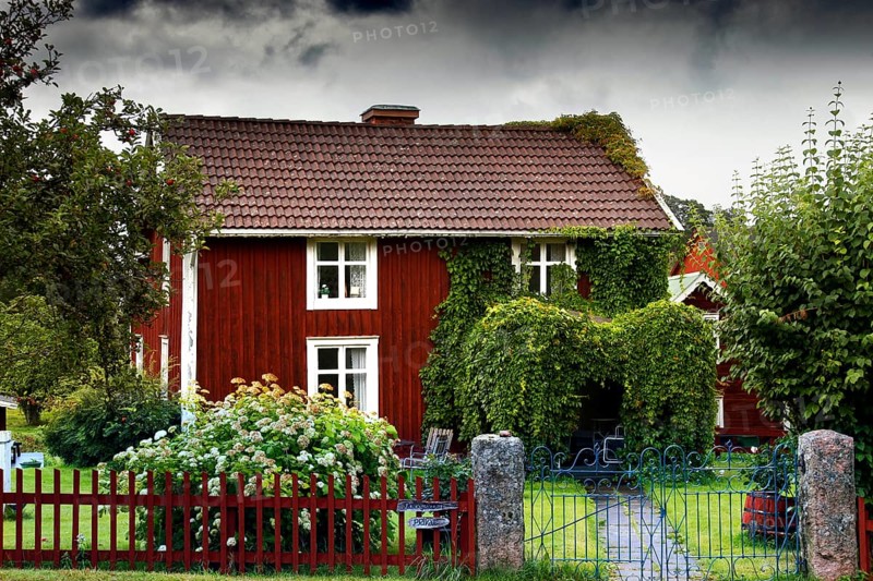 Charming red house with well-kept garden inspired by Astrid Lindgren's Bullerbü, Svedstorp, Småland, Sweden