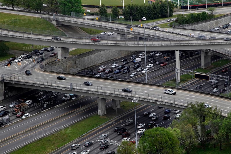 Winding highways with heavy traffic in Atlanta, Atlanta, Georgia, USA