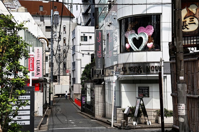 Street scene with hotel with heart window, Tokyo, zero, Japan