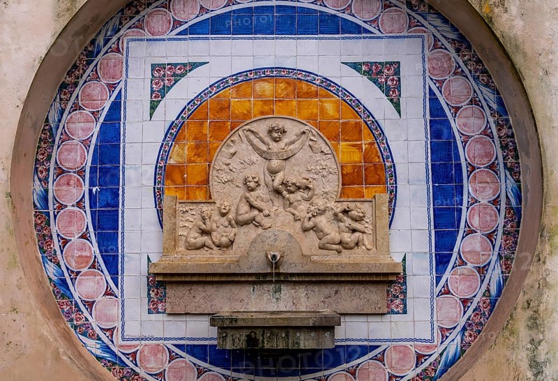 Fonte dos Pisões water fountain, Sintra, Lisbon, Portugal