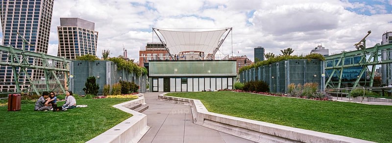 Pier 57 Rooftop Park Pier 57, New York, USA
