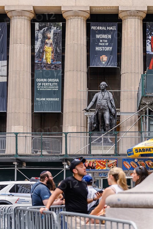 Statue of George Washington, Wall Street, New York, USA