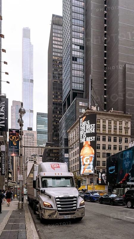 1740 Broadway, 1657 Broadway, New York, USA