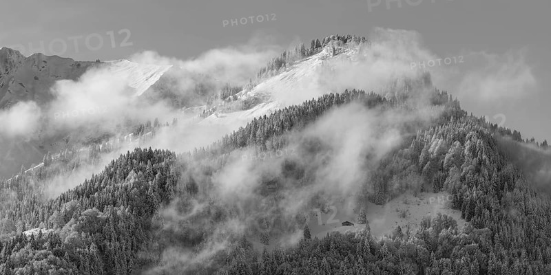 Mountain panorama from Söllereck, 1706m, in winter, Allgäu Alps, Allgäu, Bavaria, Germany