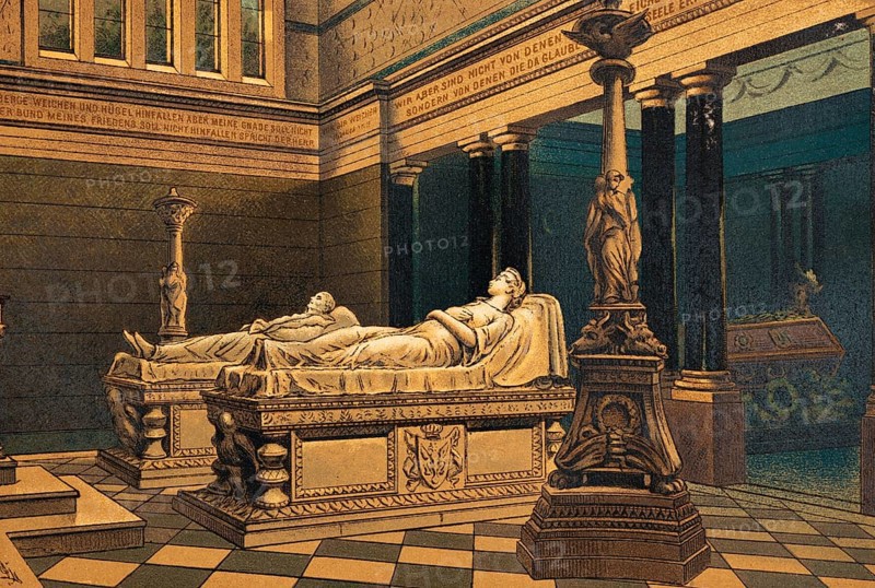 Tomb of Queen Louise, Louise of Mecklenburg-Strelitz, interior of the mausoleum in Charlottenburg Palace Park, classicism, decorated columns, ornamentation, Prussian kings, coats of arms, tiles, Berlin, Germany, colorful historical illustration 1888