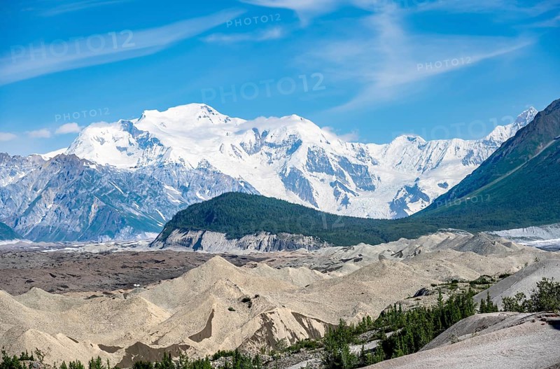 Impressive mountain scenery, icy mountain peak Mount Blackburn and Kennicott Glacier, Wrangell St. Elias National Park, Alaska, USA