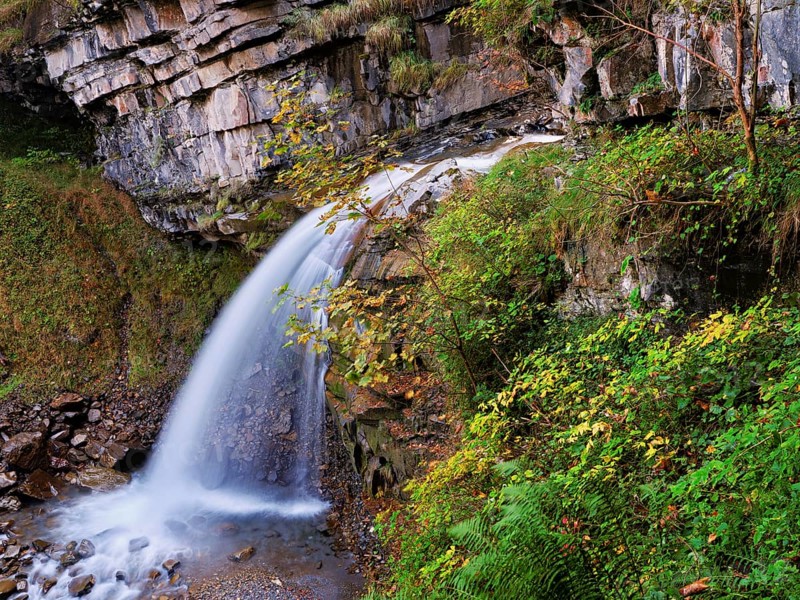 Diesbach Waterfall, Canton of Glarus, Switzerland