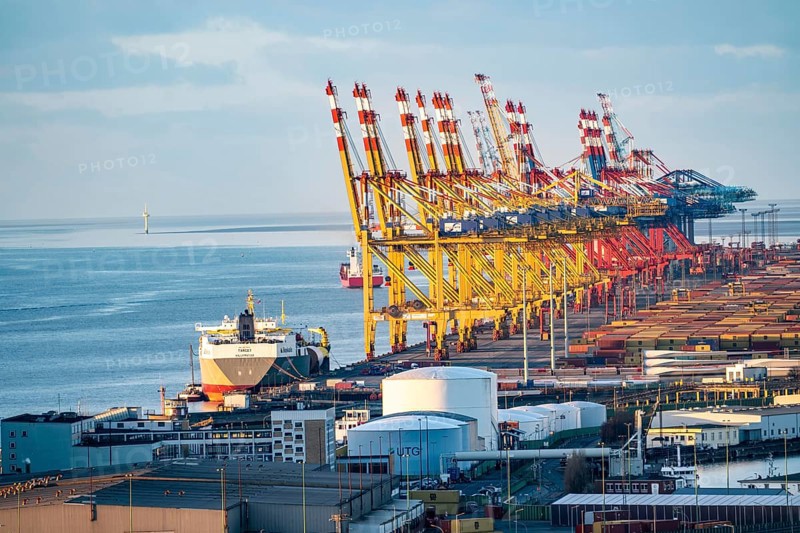 MSC and Eurogate container terminal in the seaport of Bremerhaven, Eurogate container terminal with almost 50 container bridges, cranes, over a length of over 4 km at the mouth of the Weser, Bremerhaven, Bremen, Germany