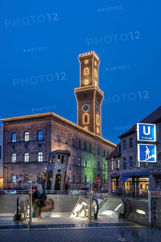 Illuminated Fürth Town Hall during Christmas time in the evening, Fürth, Middle Franconia, Bavaria, Germany