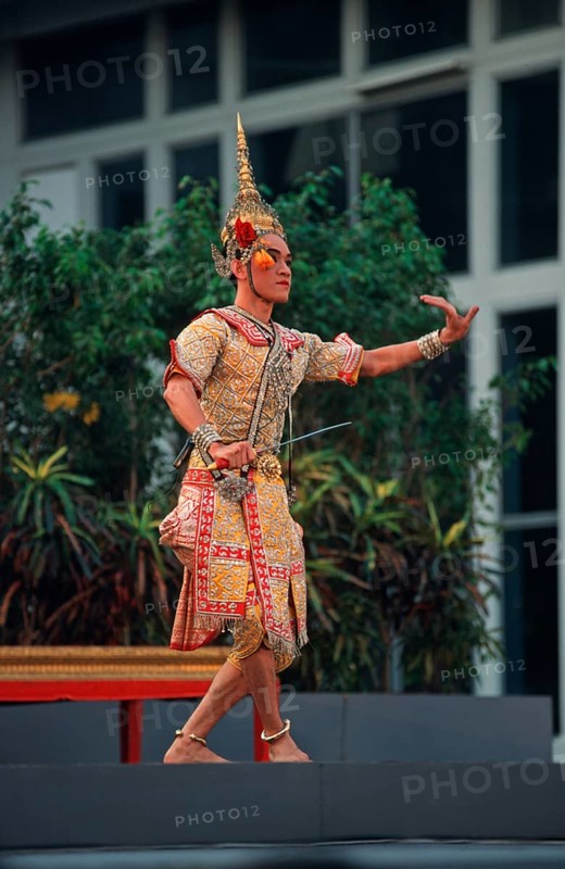 Thai drama performance, Bangkok, Thailand, December 2002, vintage, retro, old, historical