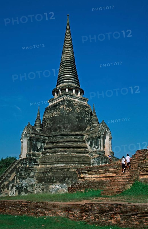 People, chedi at Wat Phra Si Sanphet, Ayutthaya, Thailand, December 2002, vintage, retro, old, historic